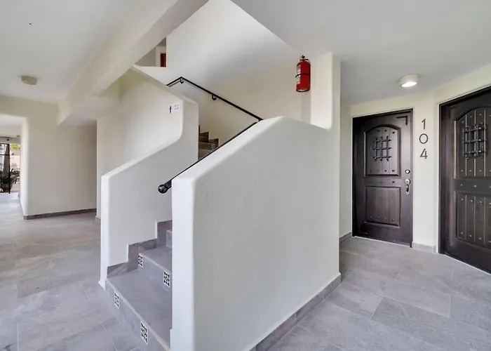 Completely Remodeled 2bd-2ba Plaza Bonita Cabo San Lucas